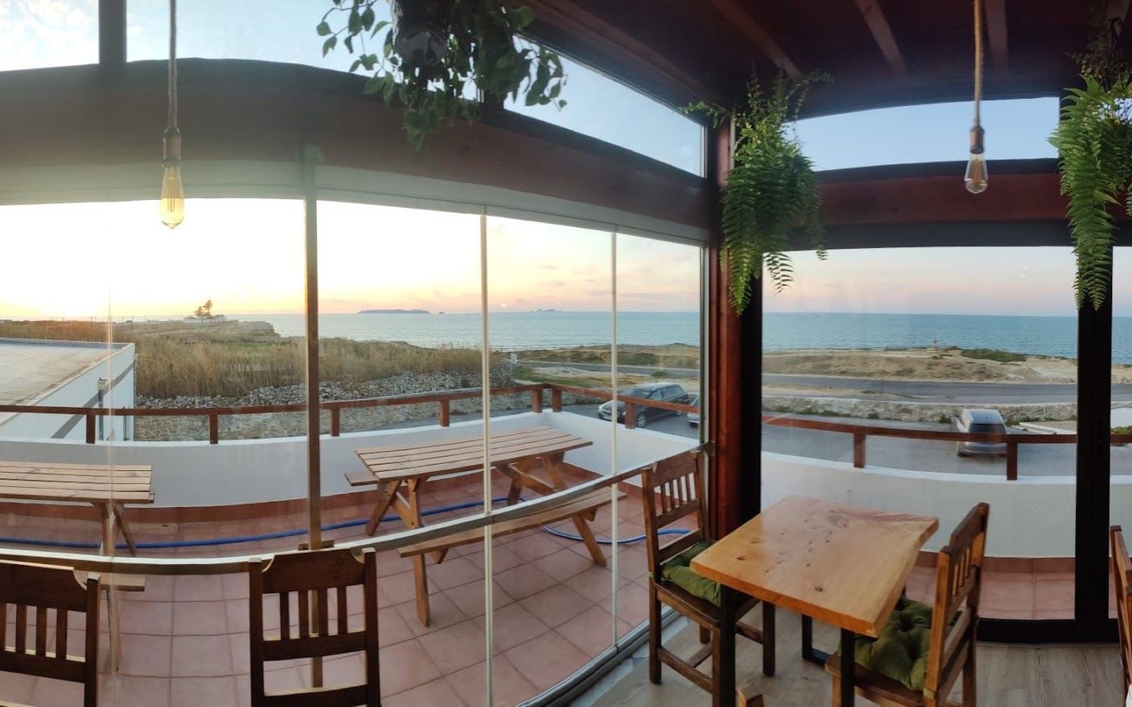Dining room at Xakra Beach Bar overlooking the Peniche coast