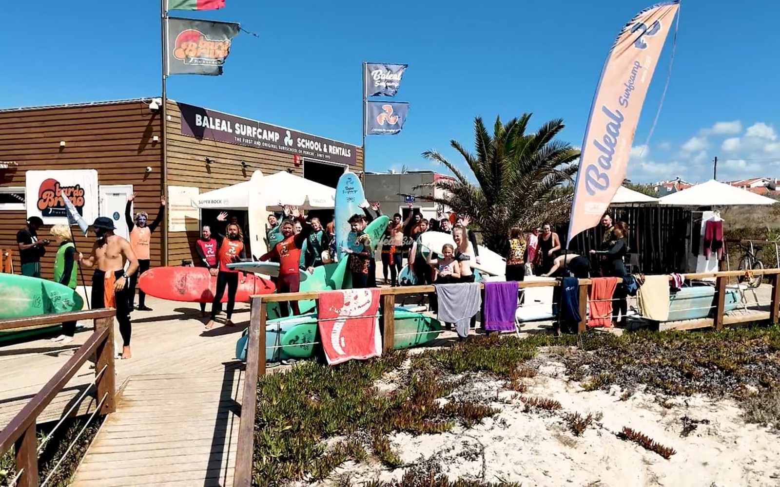 Baleal Surf Camp beside the beach in Peniche