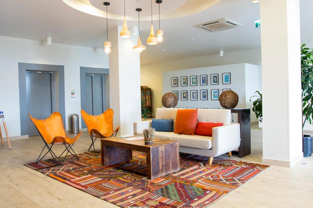 Guest lounge at Star inn Peniche