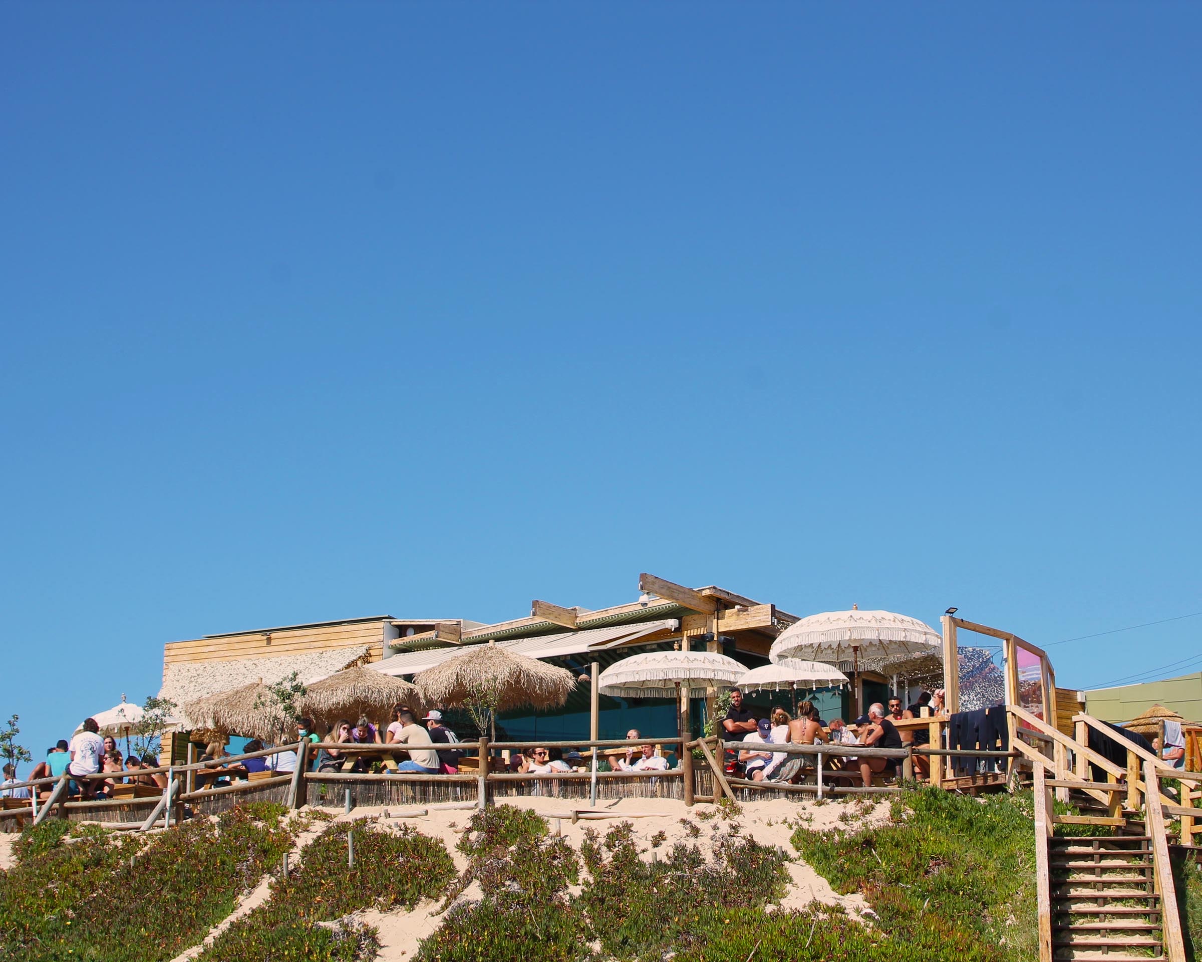 Terrace at Tribo da Praia overlooking the dunes at Baleal beach